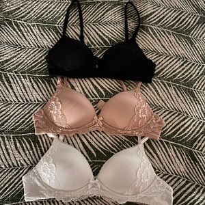 Victoria’s Secret bras